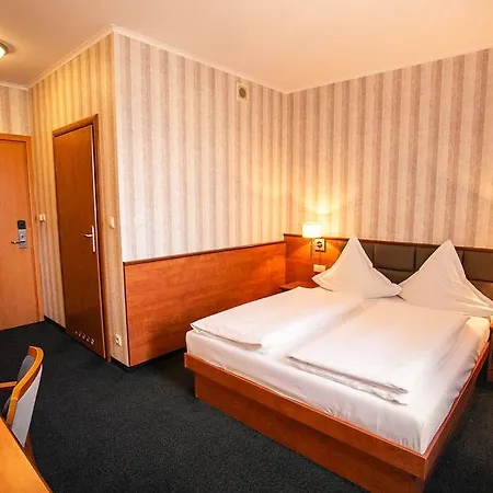 酒店 弗罗茨瓦夫维加商务酒店 3*