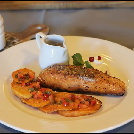 弗罗茨瓦夫维加商务酒店